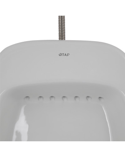 Пісуар підвісний Qtap Crow з краном-дозатором 390х330х660 White QT0588112HW