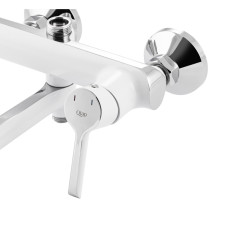 Душова система з верхнім тропічним душем універсальна Qtap Grand на три споживача (з виливом) QTGRAWCR1004 Chrome/White
